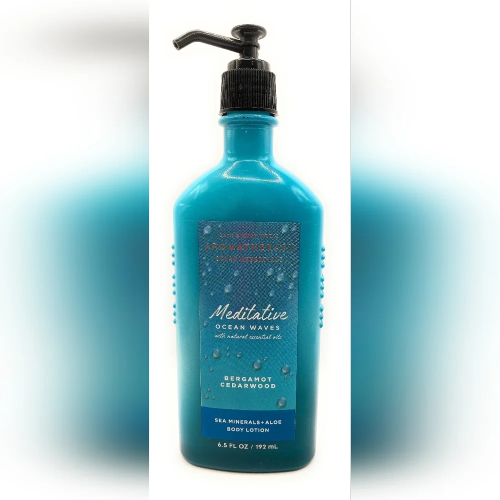BRAND NEW ** Bath & Body Works Meditative Ocean Waves Body Lotion - Blue